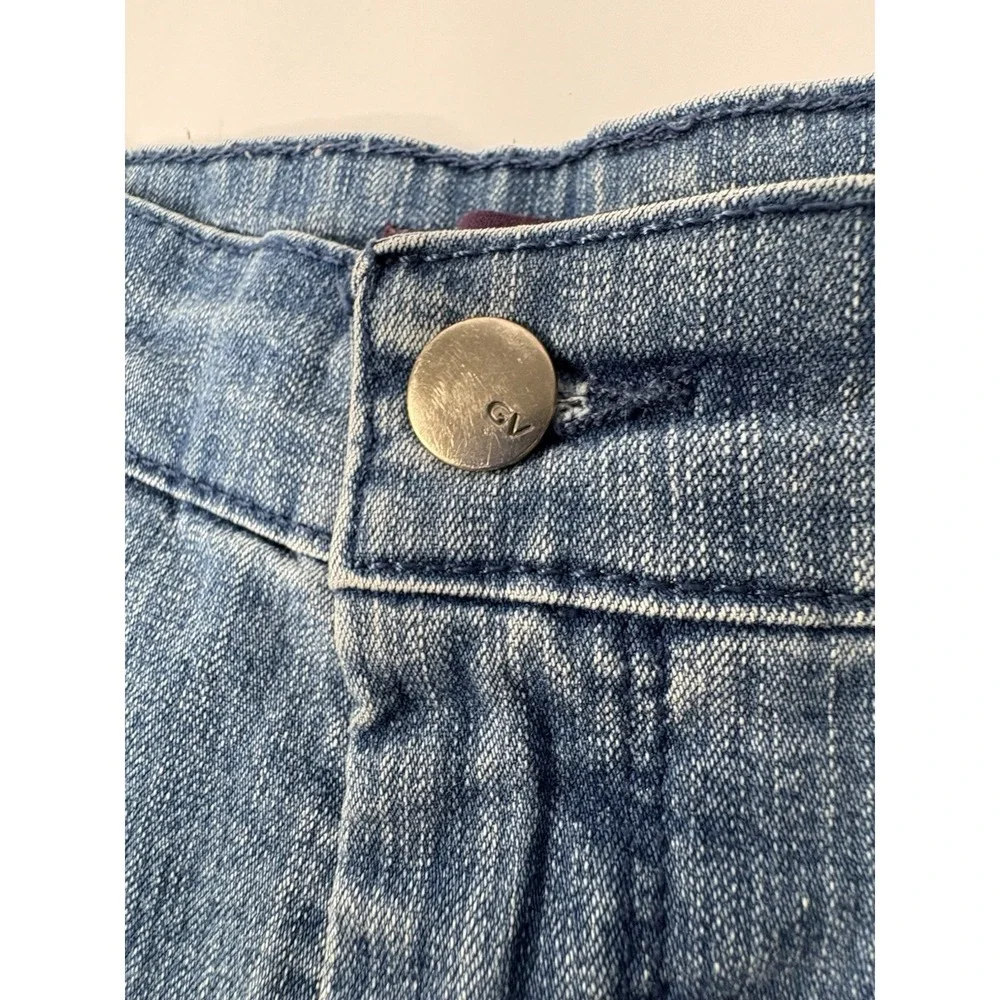 Gloria Vanderbilt Womens Bermuda Denim Shorts Medium Wash Blue Size 12 D23294RBT